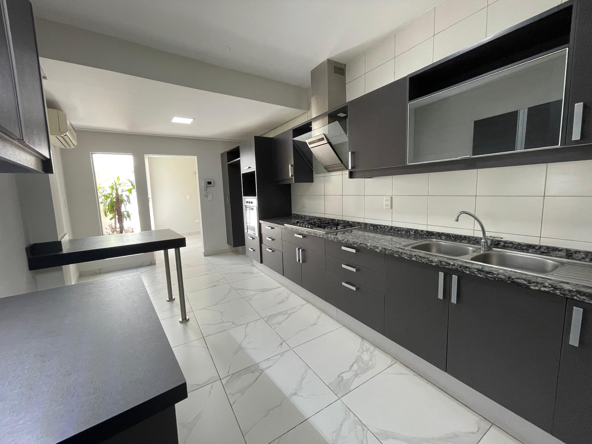 Duplex en venta a 5min del shopping del sol, foto 4