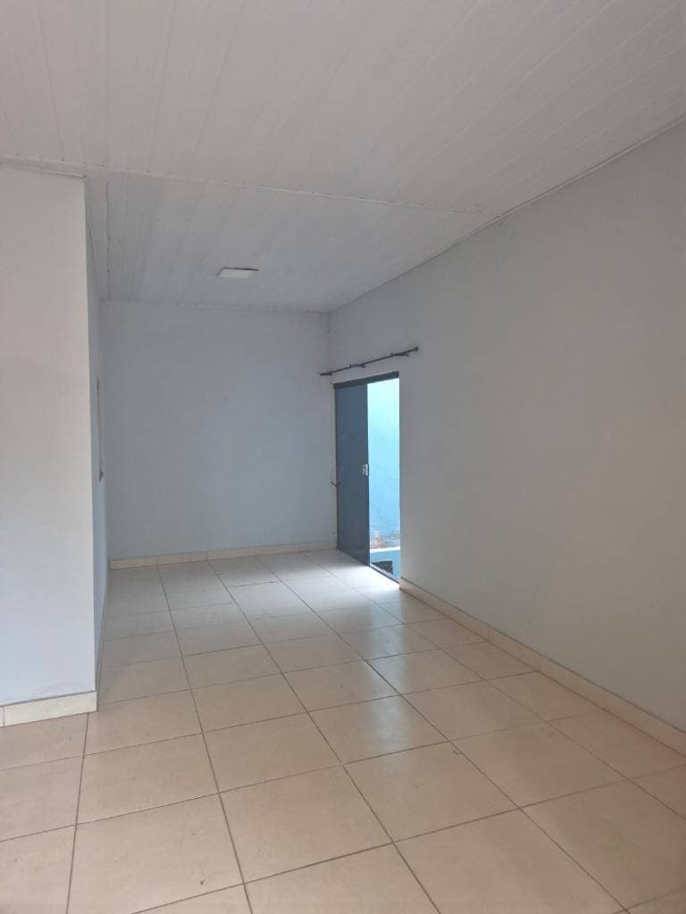 En alquiler amplia casa para oficina, foto 2