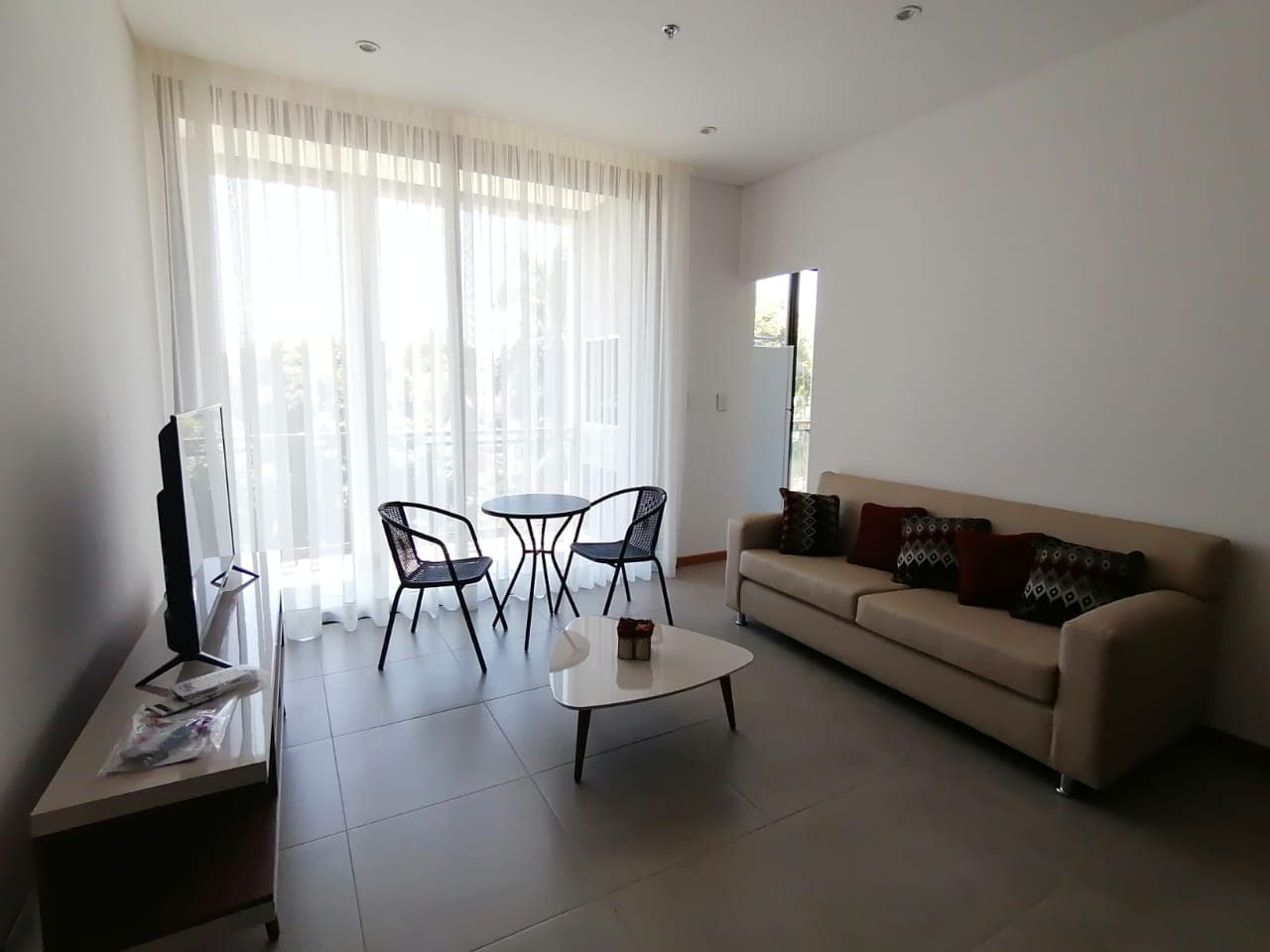 Dpto Amoblado de 1 Dormit en Villa Morra, foto 4