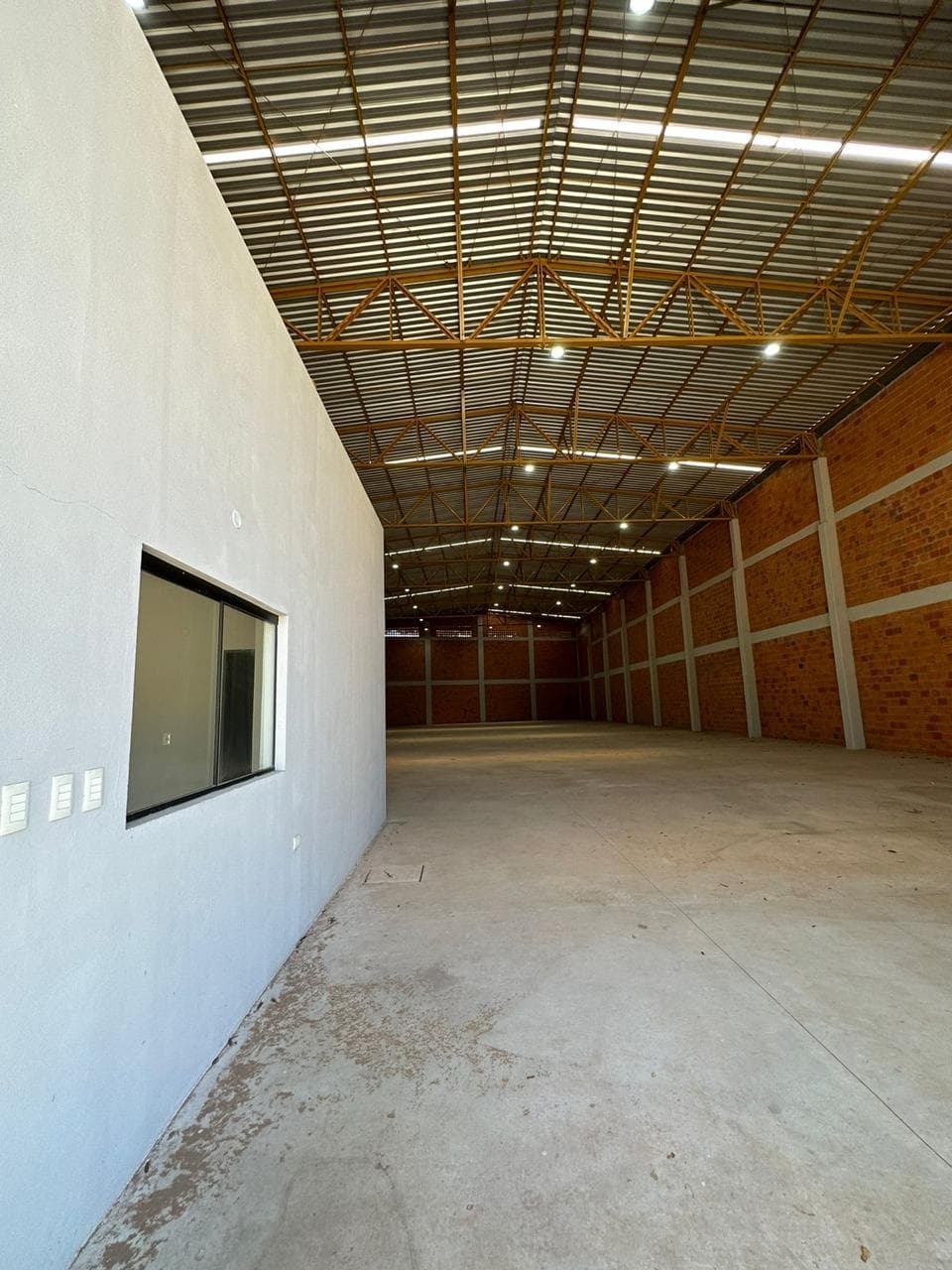 Ruta Luque sanber galpon de 1.000 m2, foto 2