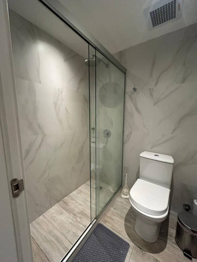 En Venta Departamento de 2 dormitorios amoblado en Ycua Sati, foto 5
