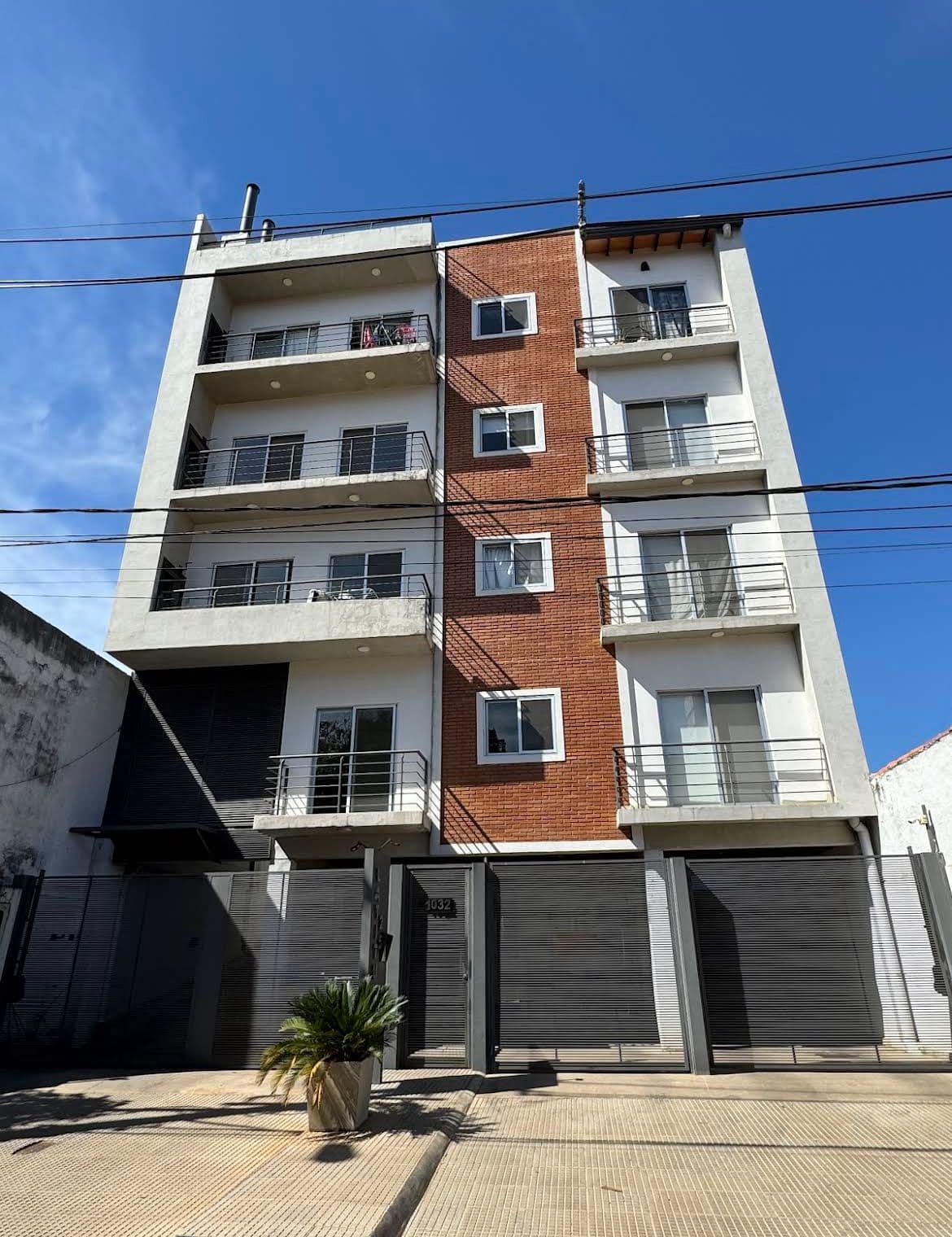 Vendo departamento de dos dormitorios zona bcp