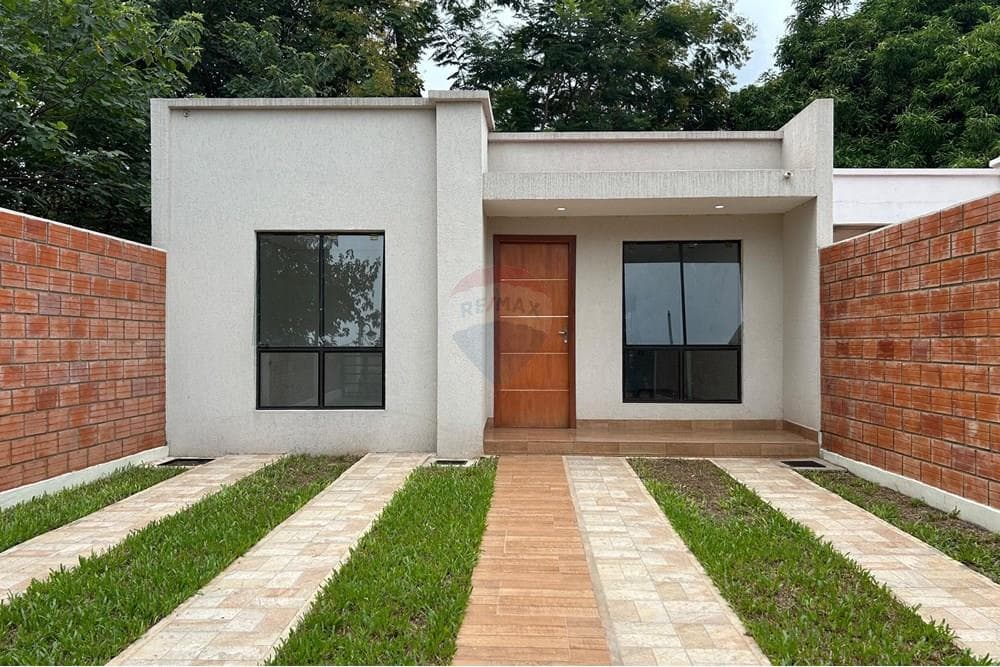 Vendo casa / chalet a estrenar en capiataruta 2