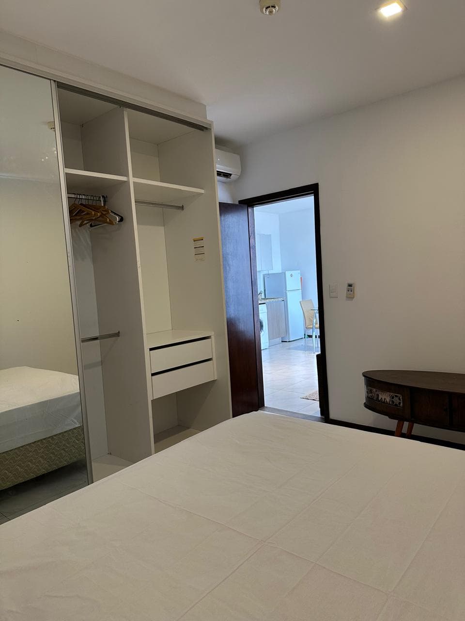 O Alquilo Departamento Amoblado Z/los Laureles!! — foto 4