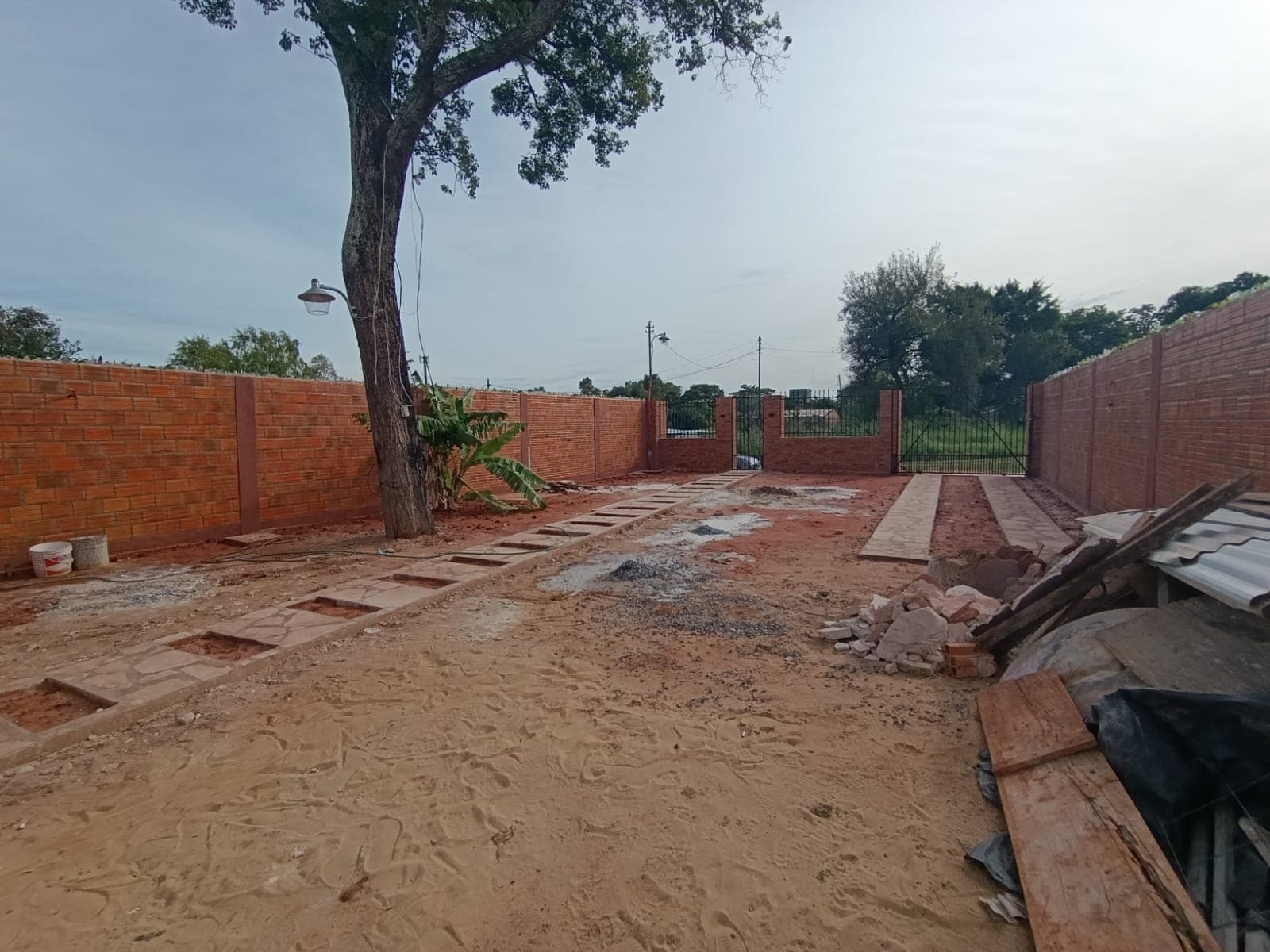 Hermosa casa detras del barrio pilar del este en ypane, foto 5