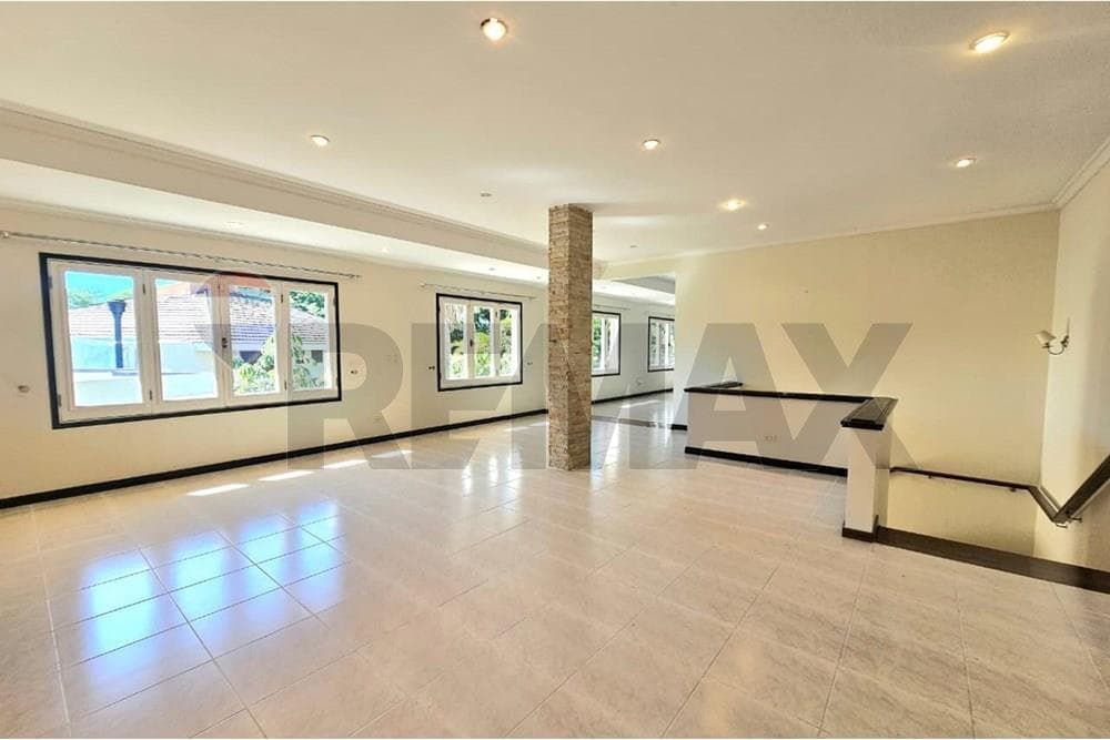 Doble Residencia de Lujo, Yacht y Golf Club, foto 5