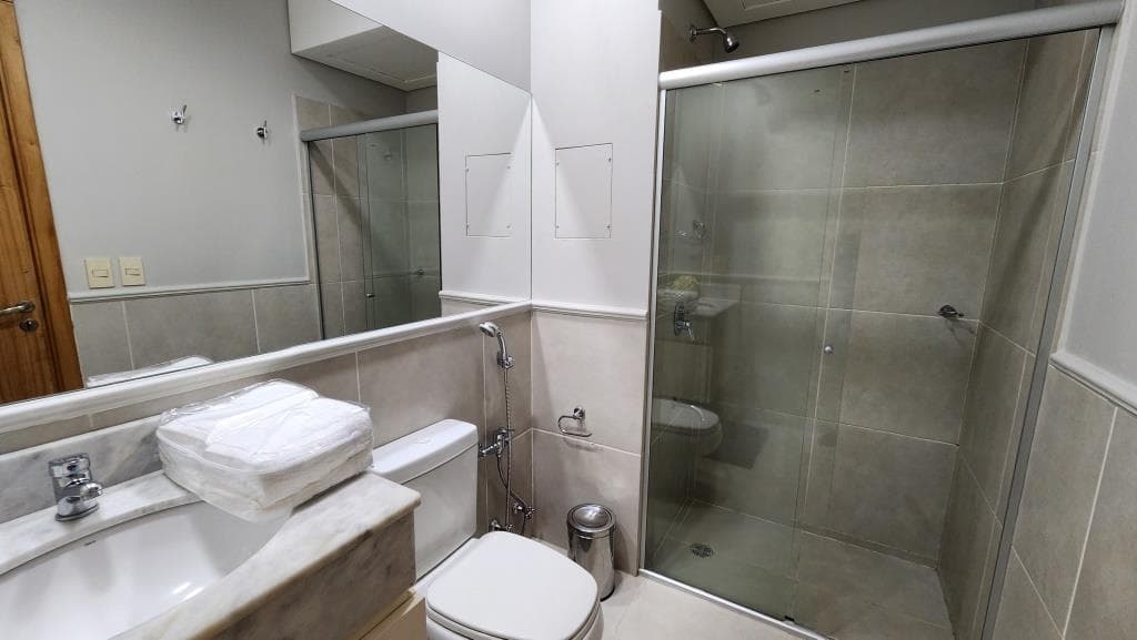 Dpto de 2 habitaciones en suite amoblado. Zona La Galeria. COD 035, foto 5