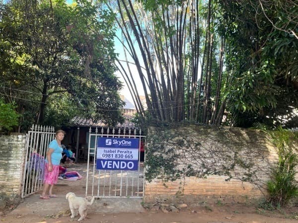 Propiedad en esquina en Los Laureles – 525 m² sobre dos calles, foto 2