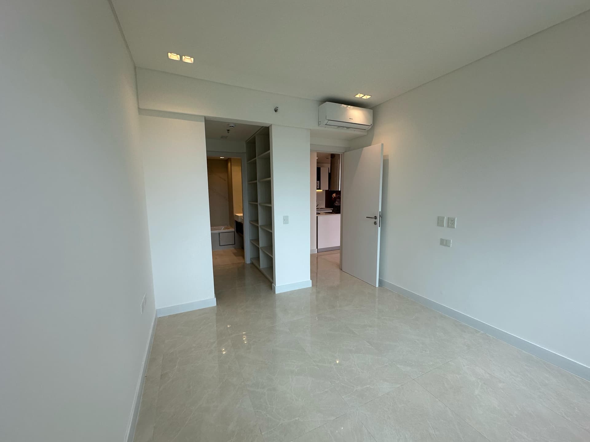 Alquilo Departamento A Estrenar Edificio Eminent Furnished By Armani