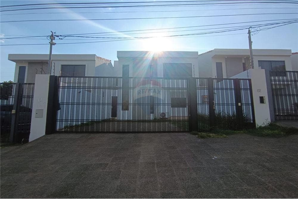 Amplio, hermoso Duplex zona SEK Lambaré!!! — foto principal