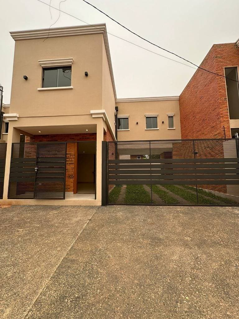 Alquilo duplex en Luque loma merlo