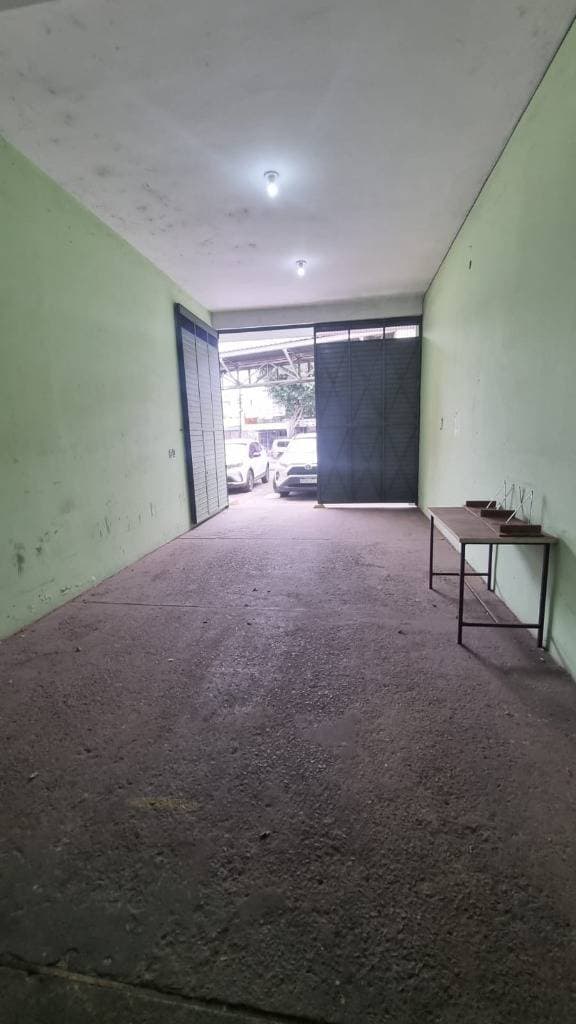 Edificio entero para uso comercial, foto 1
