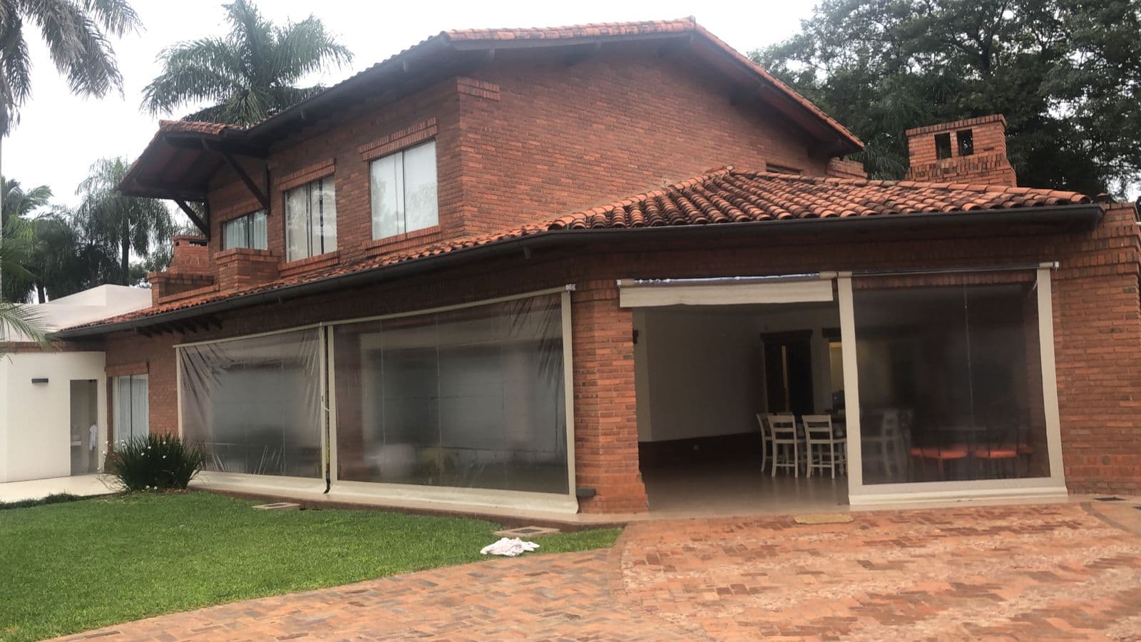 En venta gran residencia en esquina, fdm zona norte, foto 2