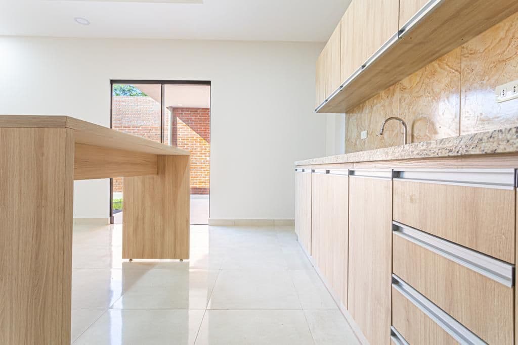 Casa a estrenar en barrio cerrado en San Lorenzo, foto 3