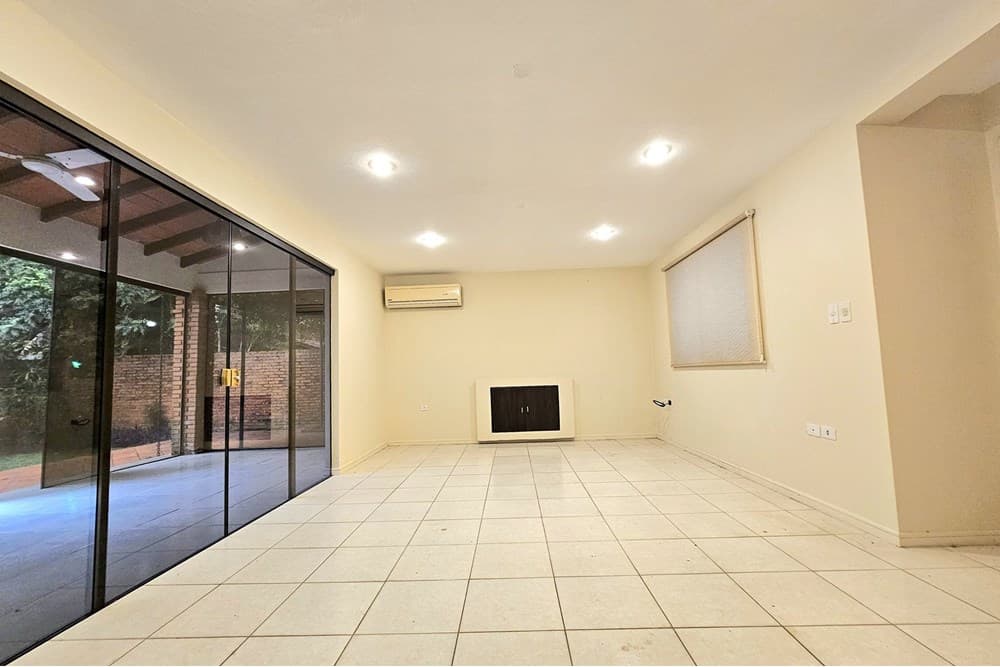 Casa - Venta - San Lorenzo, Paraguay, foto 5
