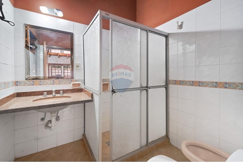 casa a 50 metros de Av Mariscal López, Fernando de la Mora, foto 5