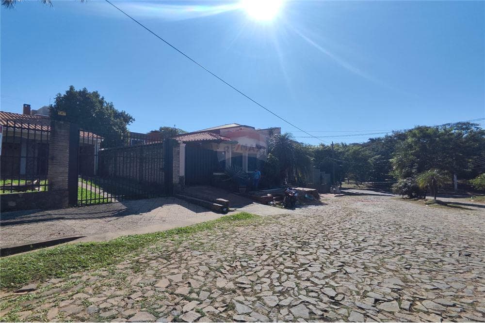 Casa - Alquiler - Paraguay Asunción Loma Pytá, foto 3
