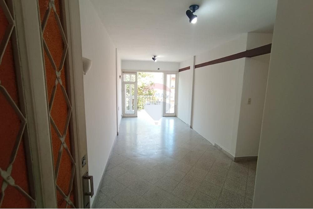 Departamento con jardin — foto 3