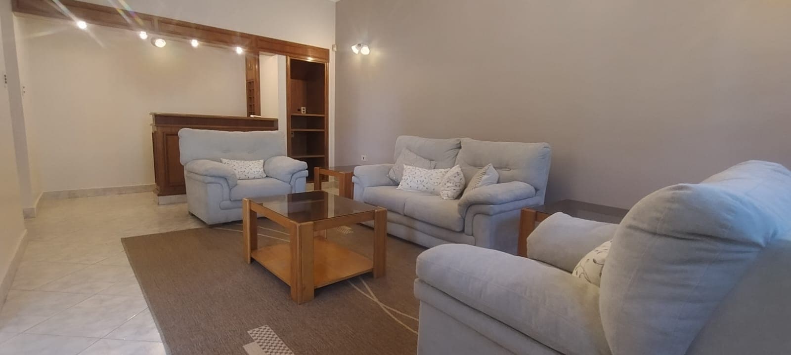 Casa zona ycua sati amoblaodo, foto 1