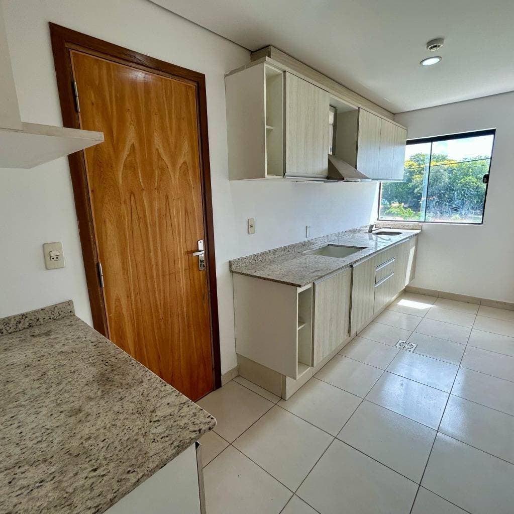 departamento en Luque zona plaza Madero, foto 3