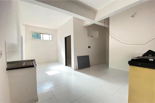 De Casa Con Salón Comercial En Lambare, Puerto Pabla, foto 5