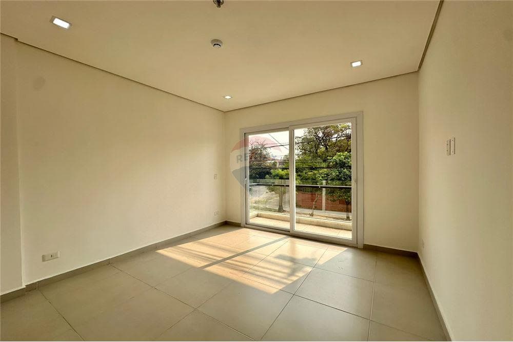 Se vende fantastico departamento sobre del maestro — foto 4