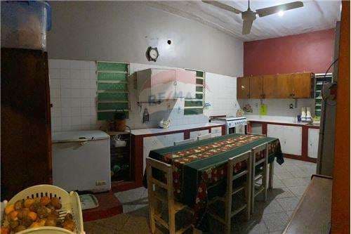 Casa-Venta-Chamacoco entre Cacique Caracara y Tavytera, , San Pablo, Asunción, foto 2