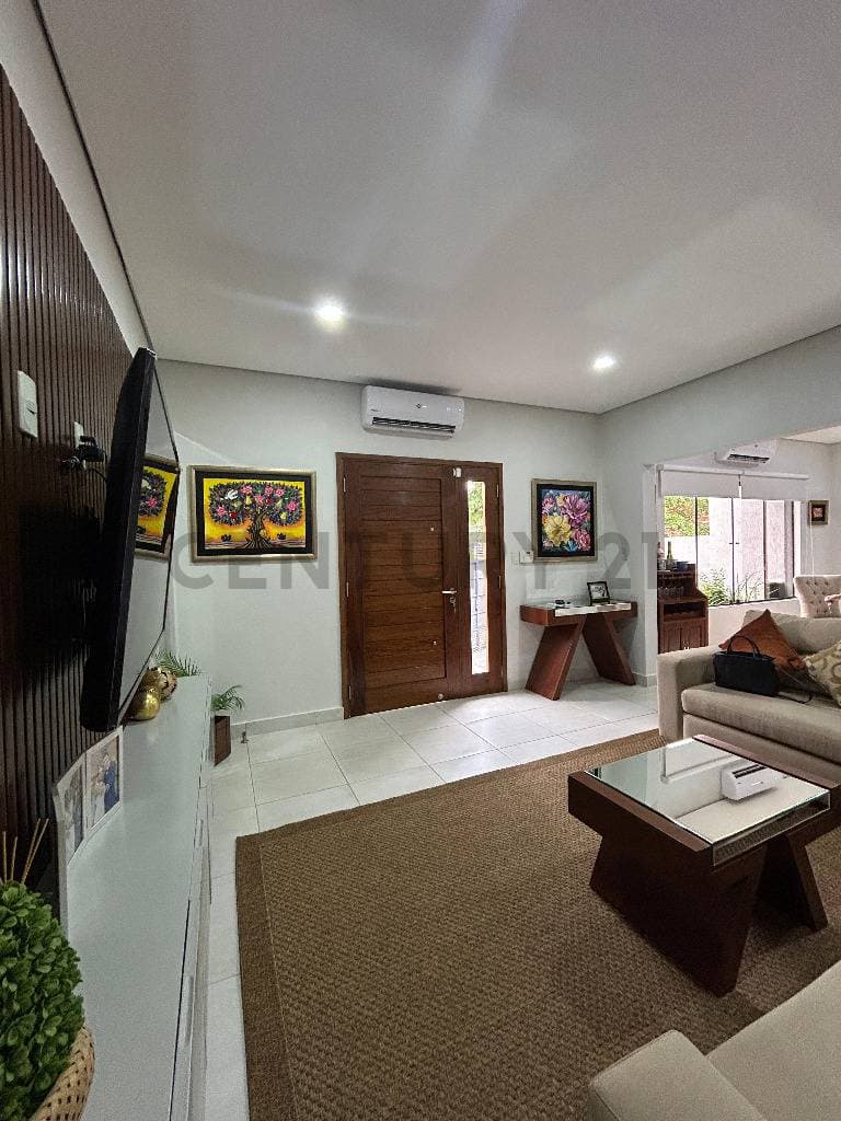 Residencia en venta con 5 habitaciones, foto 3