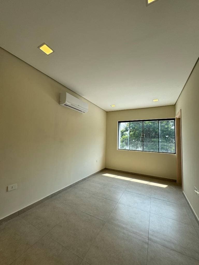 Duplex a estrenar en Luque- cuarto barrio — foto 3