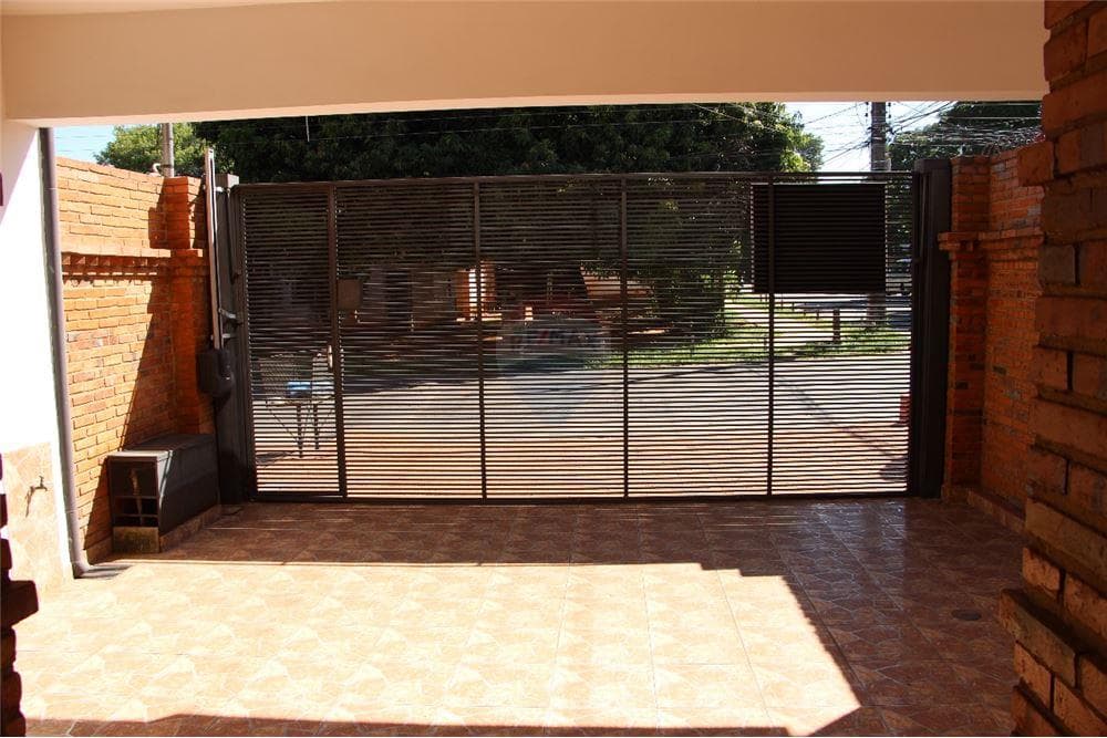 Duplex en venta - fdo de la mora zona sur, foto 2