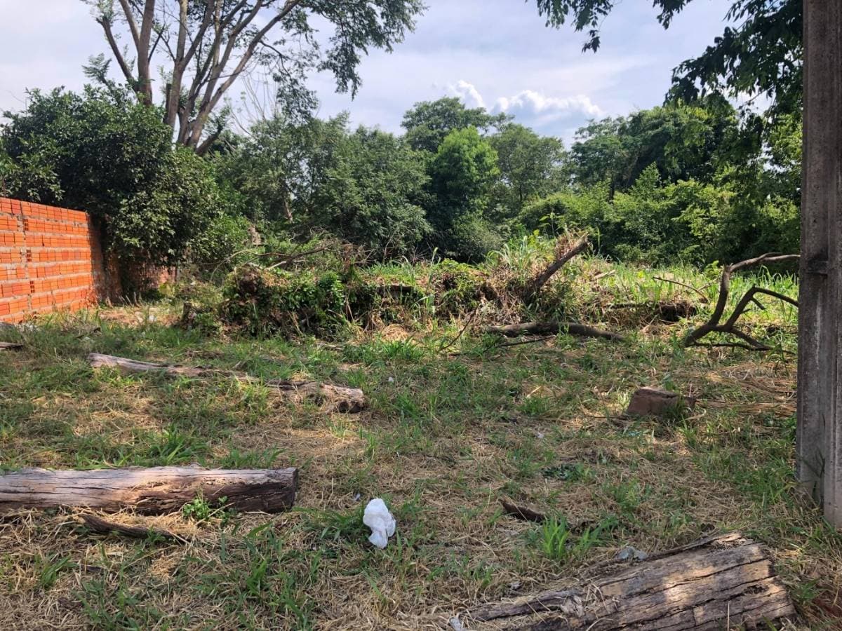 Vendo terreno en Ñemby barrio san carlos