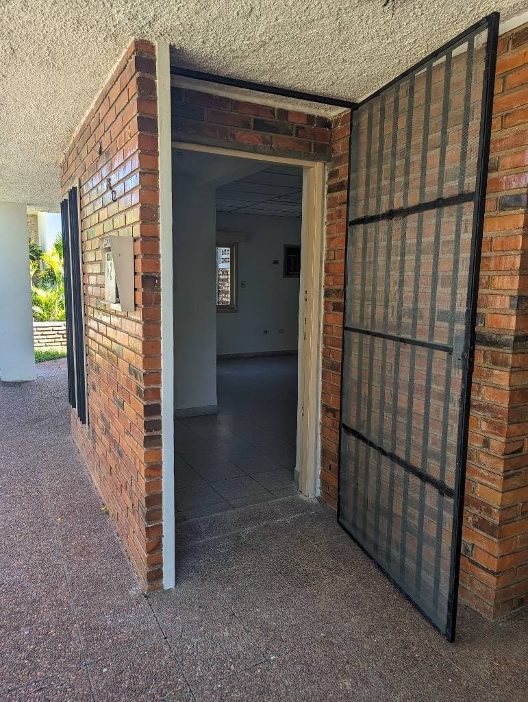 Casa Espaciosa en Alquiler a Pasos de Madame Lynch — foto 2
