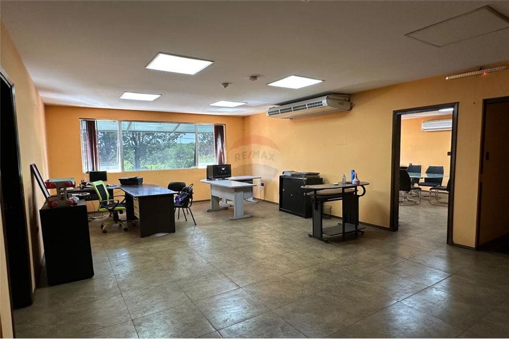 Exclusivo showroom con oficinas – ubicación estratégica en asunción, foto 2