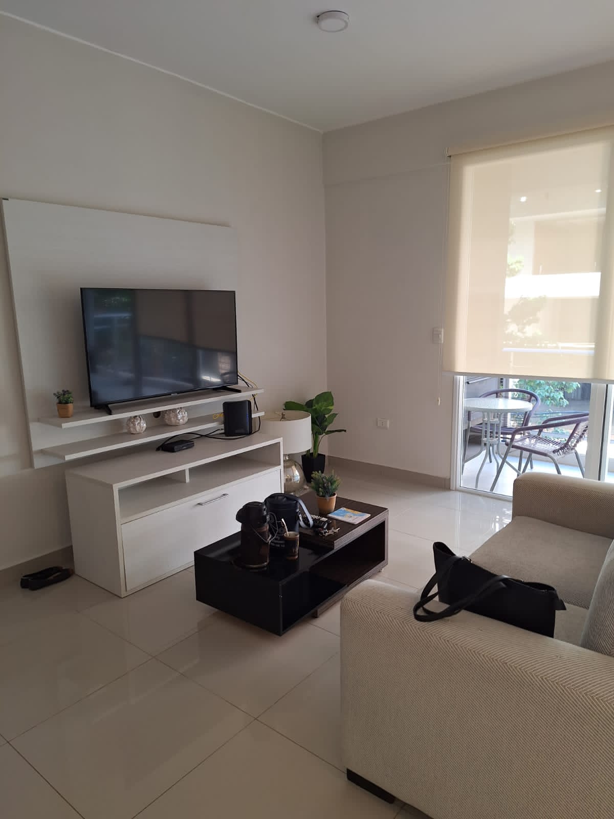 Moderno Dpto Amoblado de 2 Habit en Villa Morra — foto 3