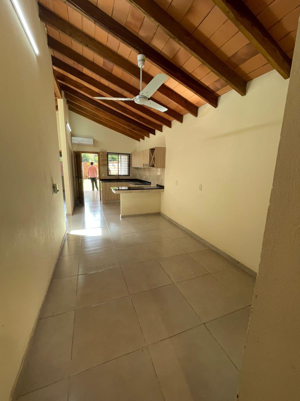 Casa en Villa Elisa — foto 3