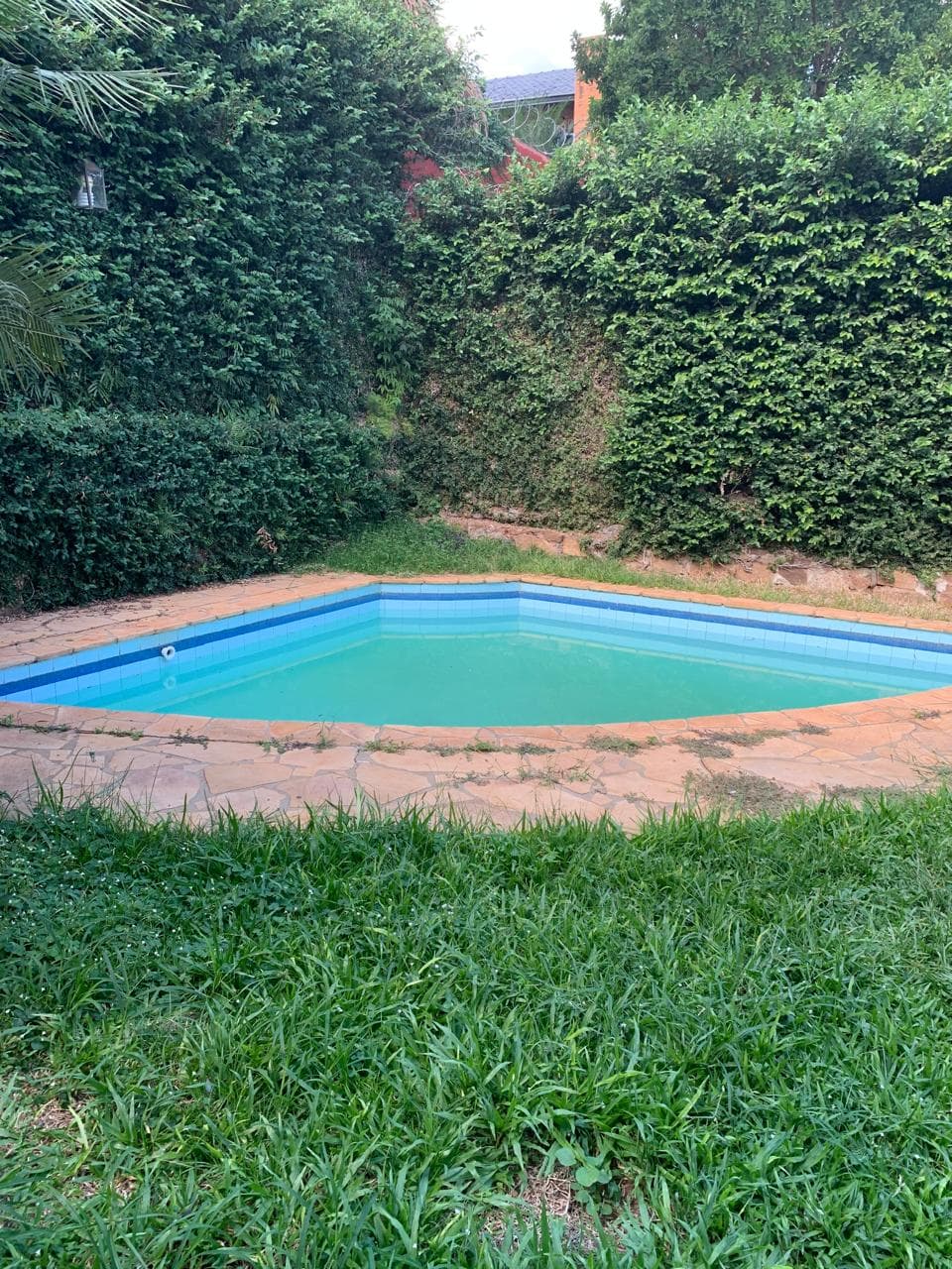 Alquiler de casa en barrio mburucuya