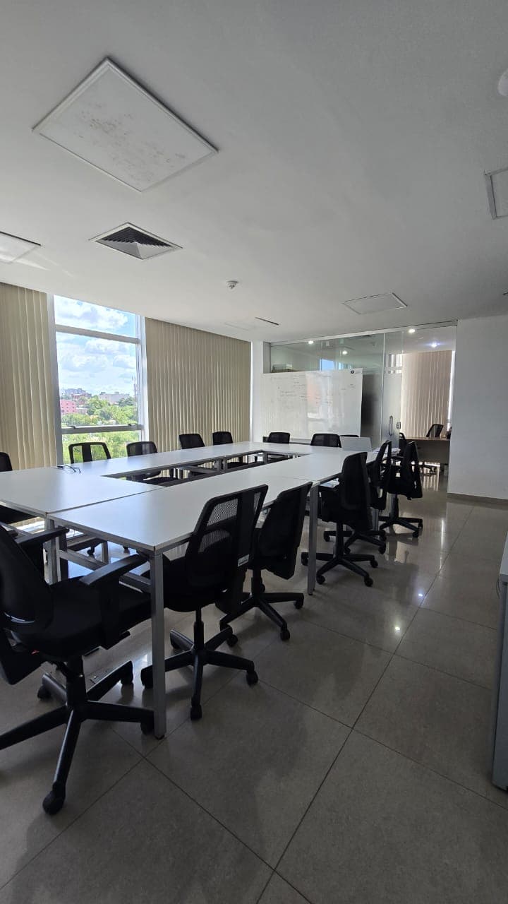 1.338 M2 En Edificio Corporativo Zona Colegio Internacional - Lof7758072, foto 1