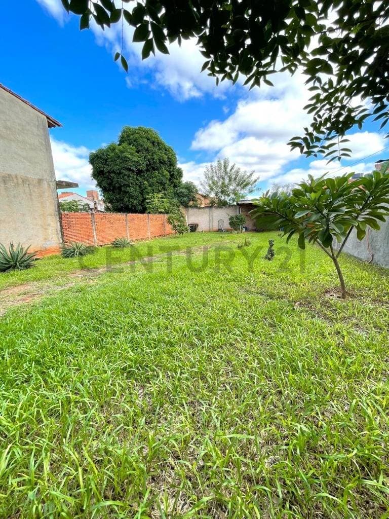 De terreno amurallado barrio san miguel San Lorenzo (zona laguna grande) — foto 4