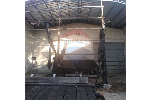 Deposito en venta, central Ñemby, foto 5
