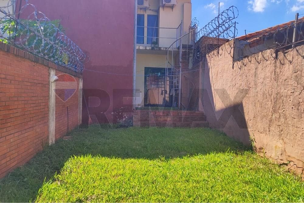 Hermosa propiedad en oferta lambare, foto 3