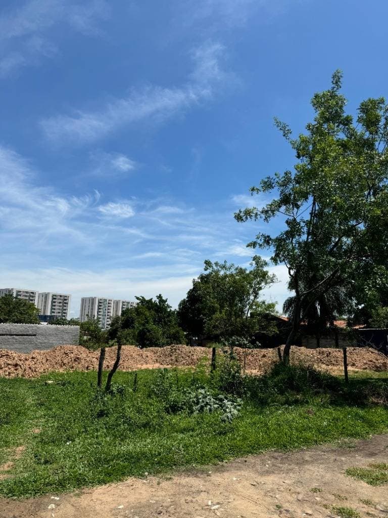 Vendo terreno en Mariano Roque Alonso, zona altamira surubi´i