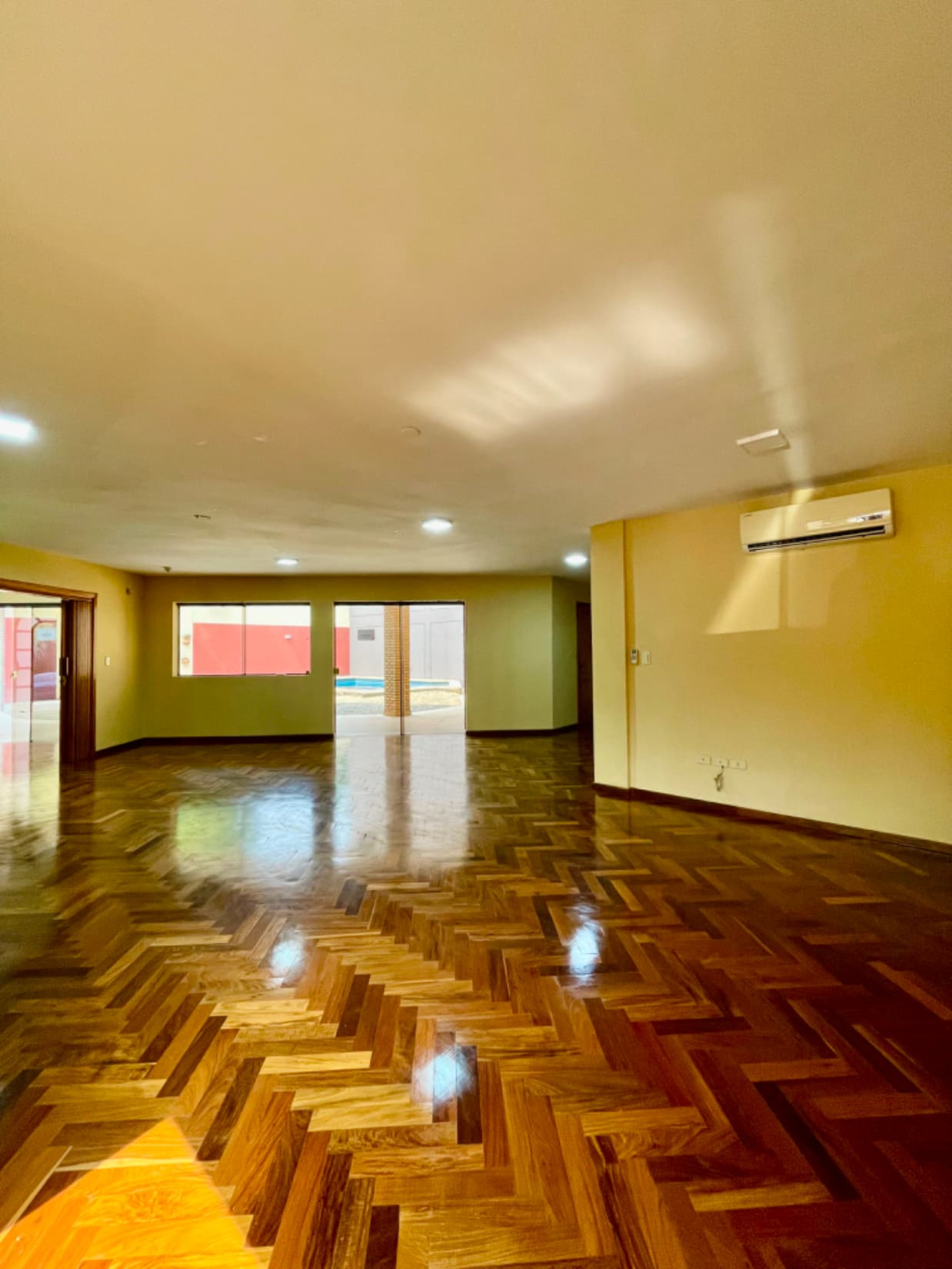 Casa de 3 Dormitorios con Piscina en Asuncion sobre Quesada, foto 4