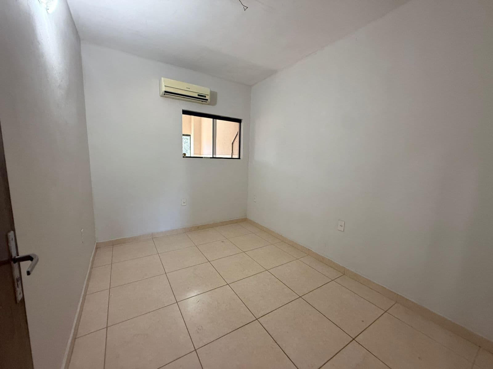 En alquiler departamento en Fernando de la Mora - Zona Norte, foto 2