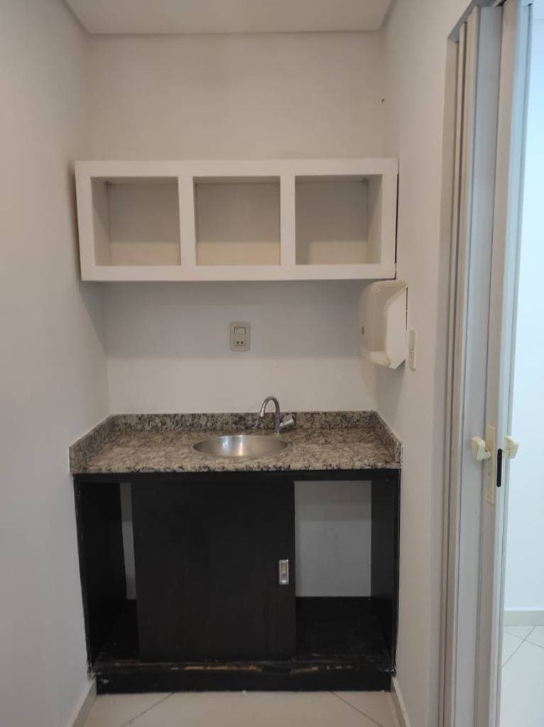 Salon comercial — foto 5