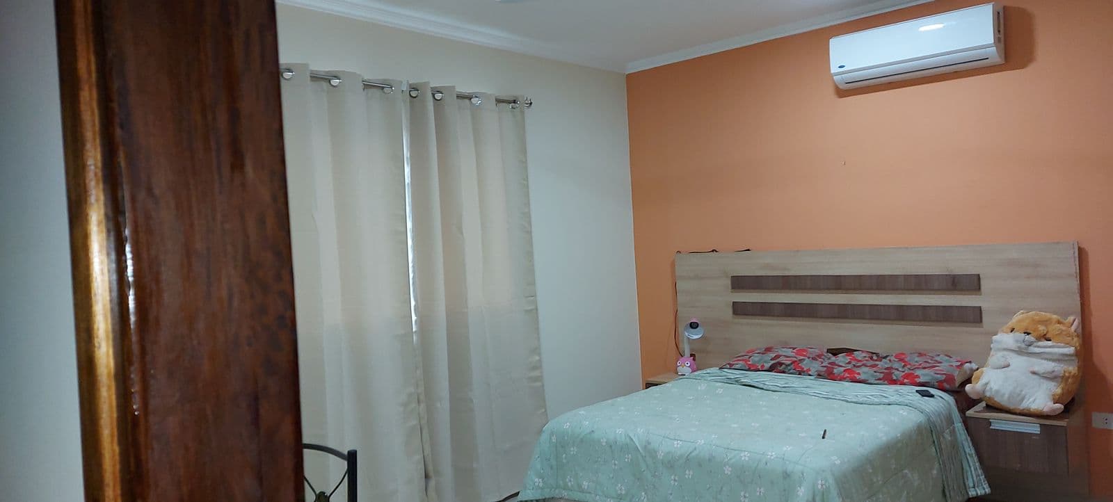 De Moderna Casa Minimalista En Luque, foto 2