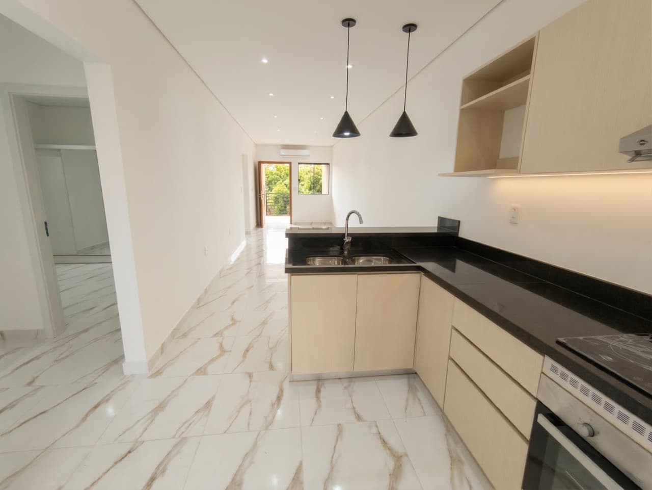 Departamento De 3 Dormitorios En Luque Loma Merlo Zona Rakiura, foto 3