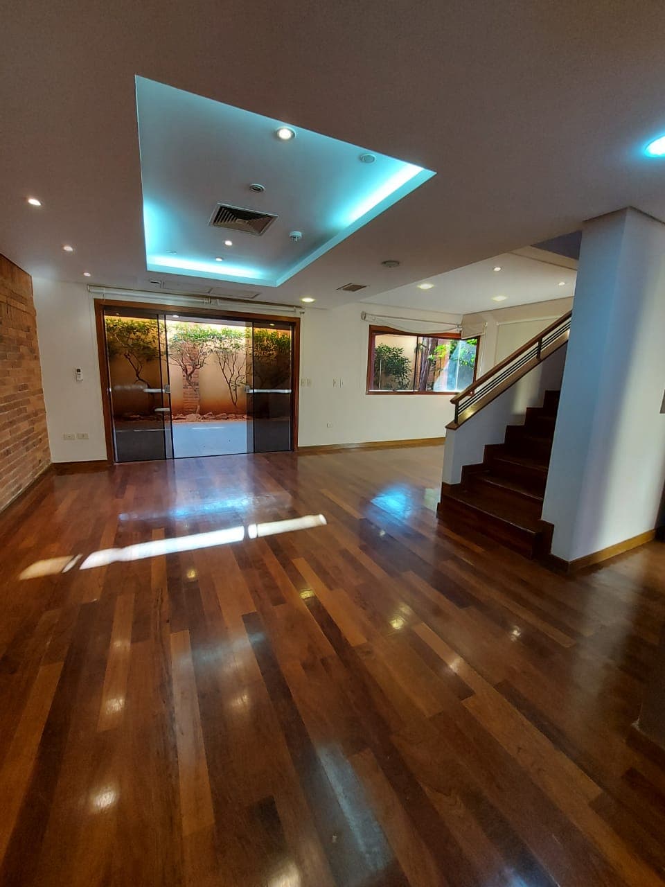 Amplia Residencia en Condominio en Mcal. Estigarribia — foto 2
