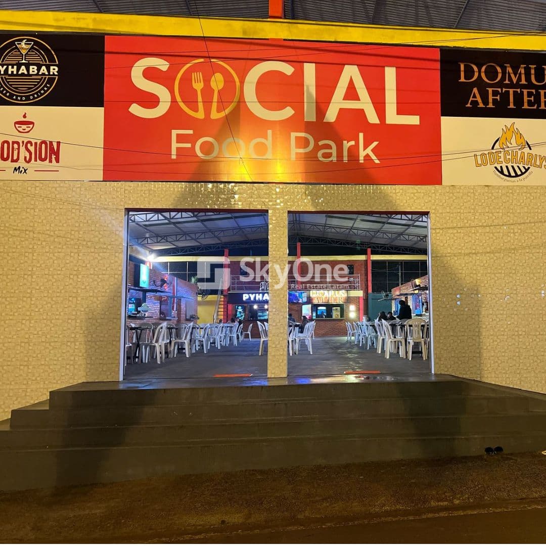 Se Alquila Salon Comercial En "social Food Park" — foto 3