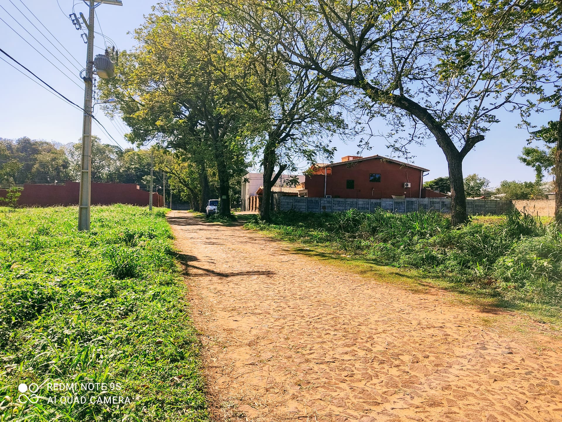 Terreno de 372 m2 en Luque barrio julio correa