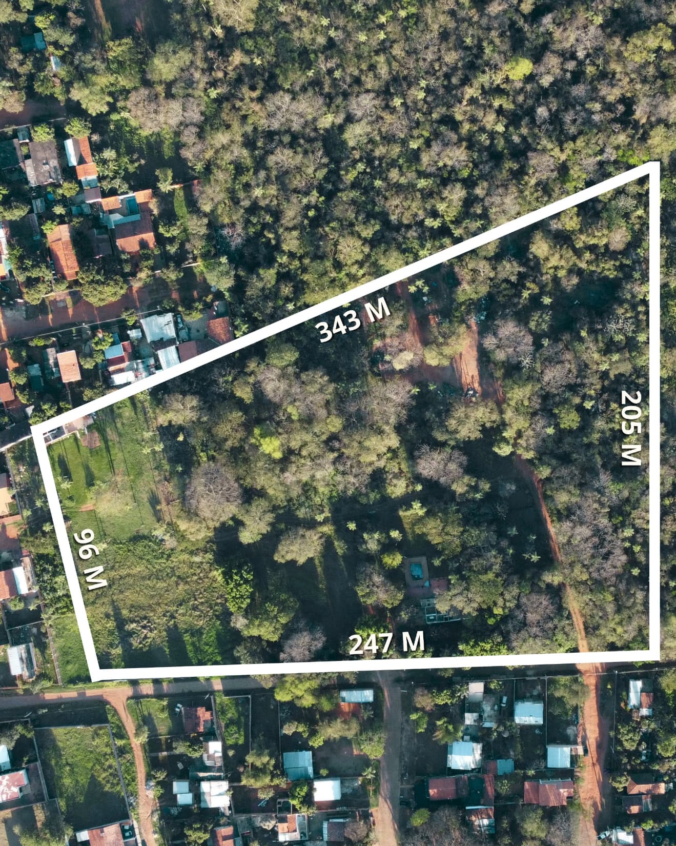 En venta 4.3 hectareas en Luque, foto 2